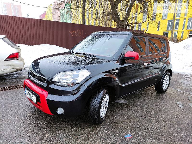 Универсал Kia Soul 2010 в Киеве