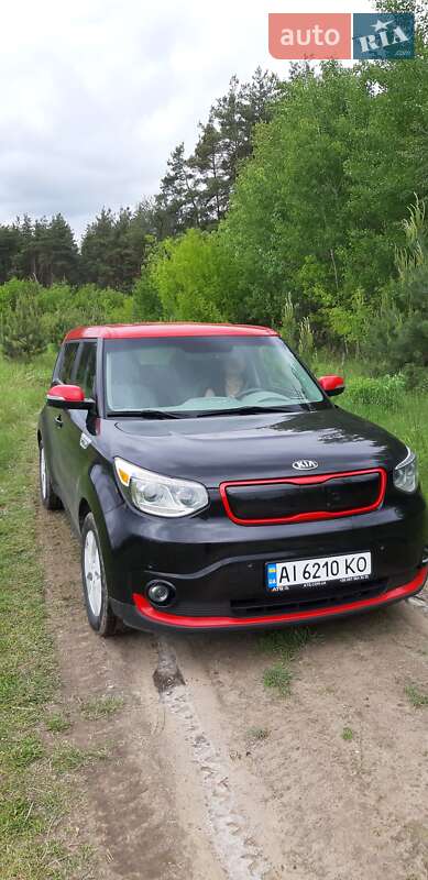 Внедорожник / Кроссовер Kia Soul 2016 в Киеве