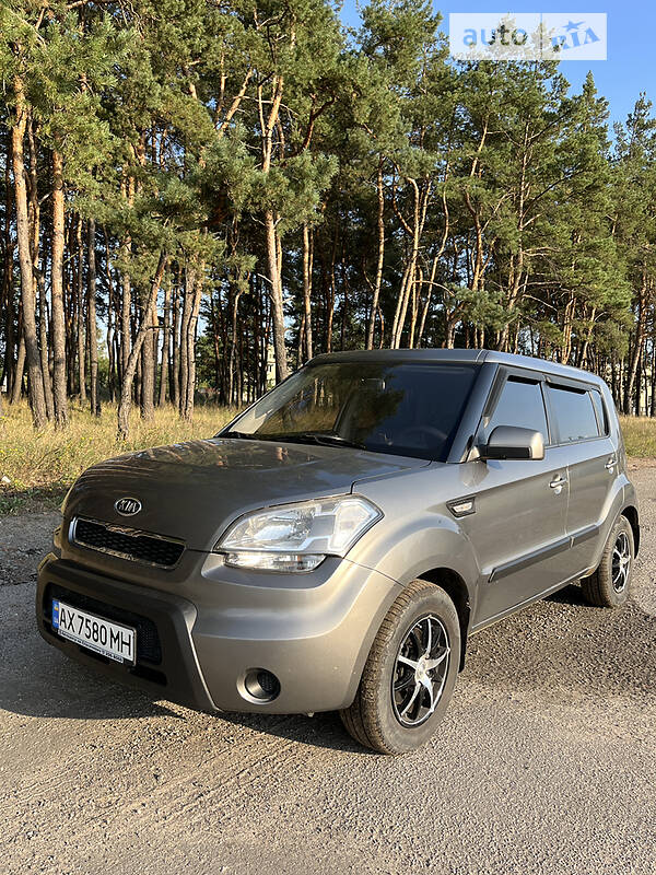 Хэтчбек Kia Soul 2010 в Харькове