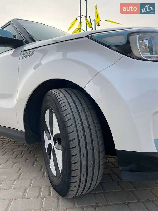 Внедорожник / Кроссовер Kia Soul 2015 в Одессе