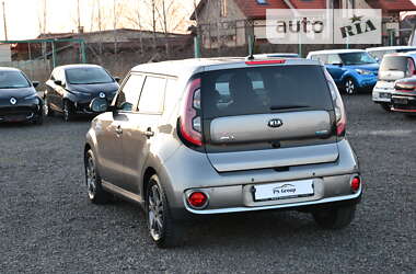 Внедорожник / Кроссовер Kia Soul 2016 в Луцке