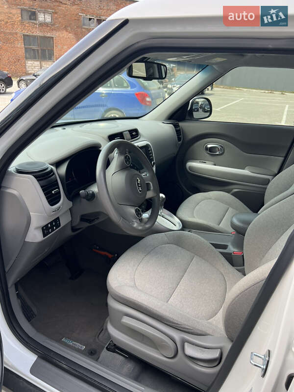 Позашляховик / Кросовер Kia Soul 2017 в Житомирі