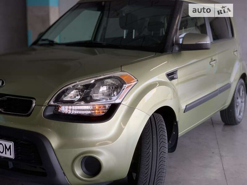 Позашляховик / Кросовер Kia Soul 2013 в Львові