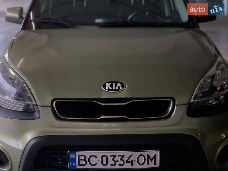 Позашляховик / Кросовер Kia Soul 2013 в Львові