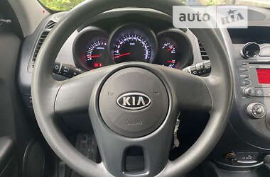 Позашляховик / Кросовер Kia Soul 2011 в Києві