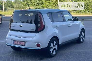 Позашляховик / Кросовер Kia Soul 2014 в Львові