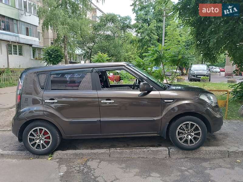 Позашляховик / Кросовер Kia Soul 2011 в Львові
