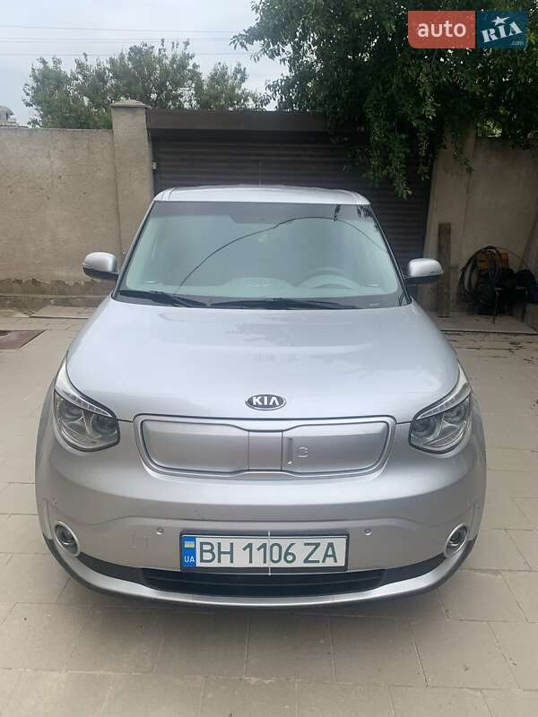 Внедорожник / Кроссовер Kia Soul 2016 в Одессе фото 20 Внедорожник / Кроссовер Kia Soul 2016 в Одессе