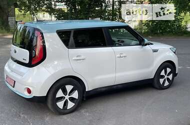 Позашляховик / Кросовер Kia Soul 2014 в Львові