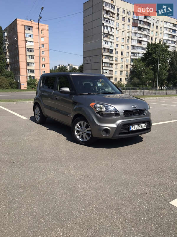 Внедорожник / Кроссовер Kia Soul 2013 в 