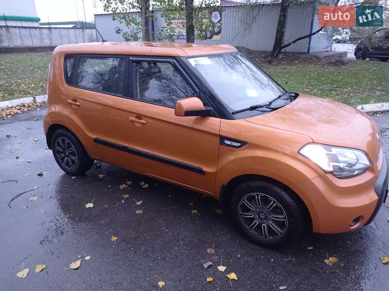 Позашляховик / Кросовер Kia Soul 2010 в Горішніх Плавнях