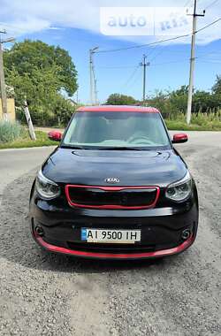 Позашляховик / Кросовер Kia Soul 2016 в Борисполі