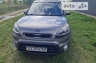 Позашляховик / Кросовер Kia Soul 2012 в Києві