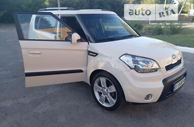 Позашляховик / Кросовер Kia Soul 2009 в Пирятині