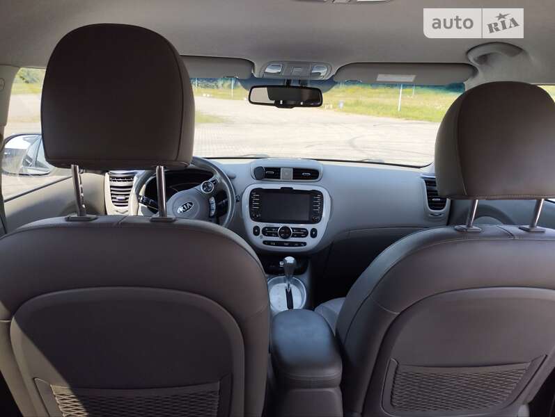Позашляховик / Кросовер Kia Soul 2015 в Львові фото 12 Позашляховик / Кросовер Kia Soul 2015 в Львові