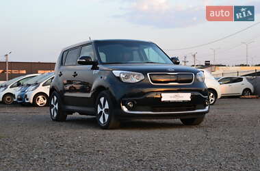 Позашляховик / Кросовер Kia Soul 2016 в Луцьку