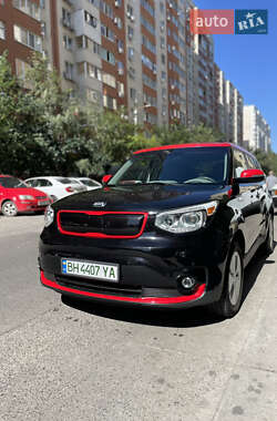 Внедорожник / Кроссовер Kia Soul 2016 в 