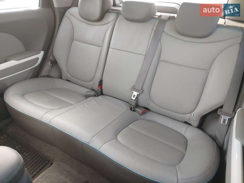 Позашляховик / Кросовер Kia Soul 2015 в Києві