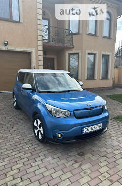 Внедорожник / Кроссовер Kia Soul 2014 в Черновцах