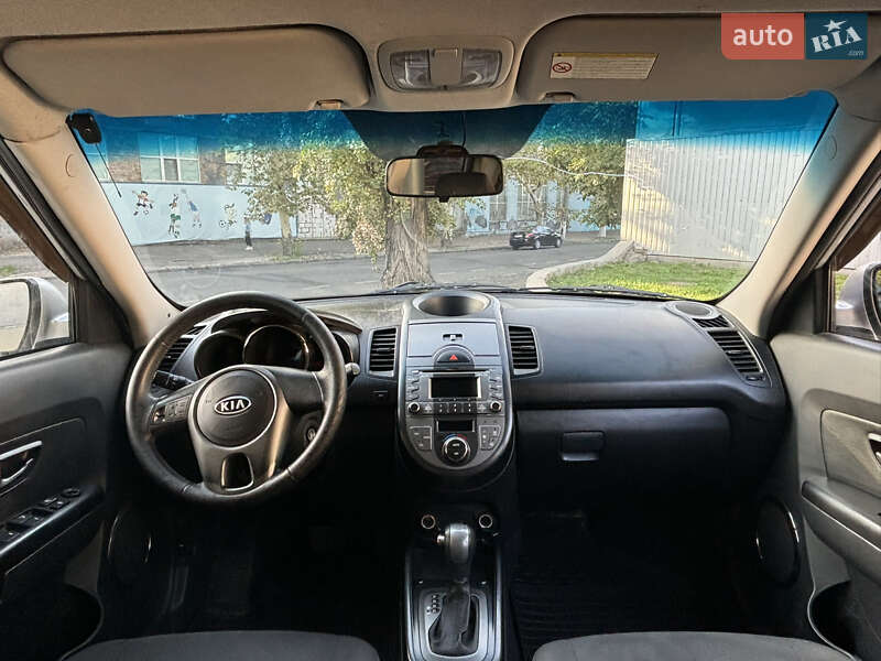 Позашляховик / Кросовер Kia Soul 2011 в Одесі