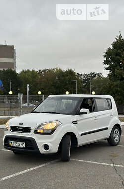 Позашляховик / Кросовер Kia Soul 2012 в Києві