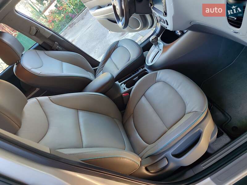 Позашляховик / Кросовер Kia Soul 2015 в Білій Церкві фото 9 Позашляховик / Кросовер Kia Soul 2015 в Білій Церкві