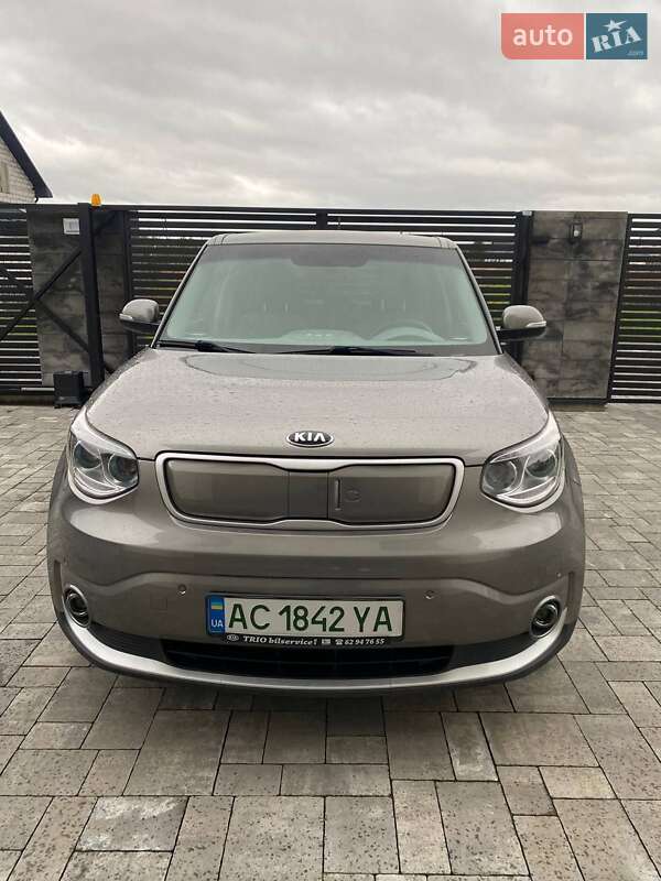 Позашляховик / Кросовер Kia Soul 2015 в Луцьку