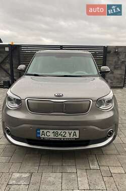 Позашляховик / Кросовер Kia Soul 2015 в Луцьку