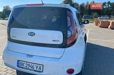 Позашляховик / Кросовер Kia Soul 2018 в Дубні