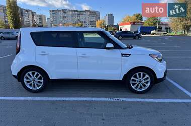 Позашляховик / Кросовер Kia Soul 2018 в Києві