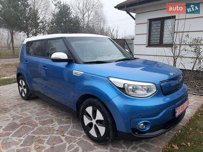 Позашляховик / Кросовер Kia Soul 2014 в Львові