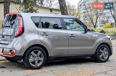 Внедорожник / Кроссовер Kia Soul 2018 в Киеве