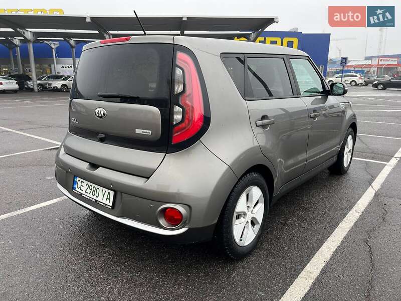 Позашляховик / Кросовер Kia Soul 2016 в Вінниці