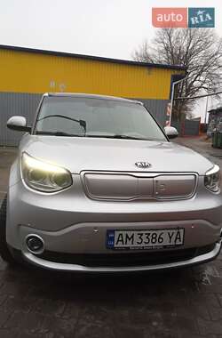 Позашляховик / Кросовер Kia Soul 2016 в Житомирі