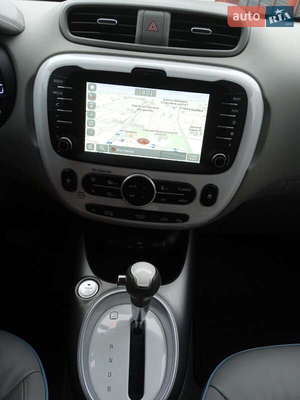 Позашляховик / Кросовер Kia Soul 2016 в Житомирі