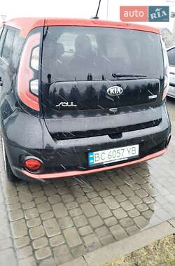 Позашляховик / Кросовер Kia Soul 2014 в Городку