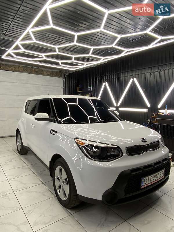 Позашляховик / Кросовер Kia Soul 2014 в Харкові