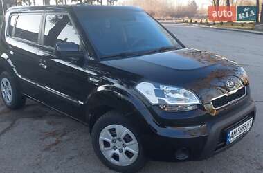 Позашляховик / Кросовер Kia Soul 2010 в Звягелі