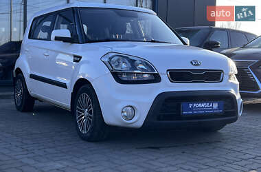 Внедорожник / Кроссовер Kia Soul 2013 в Нововолынске