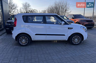 Внедорожник / Кроссовер Kia Soul 2013 в Нововолынске