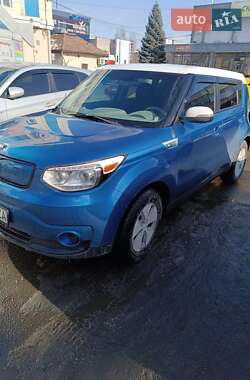 Позашляховик / Кросовер Kia Soul 2014 в 