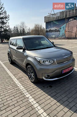 Внедорожник / Кроссовер Kia Soul 2015 в Луцке