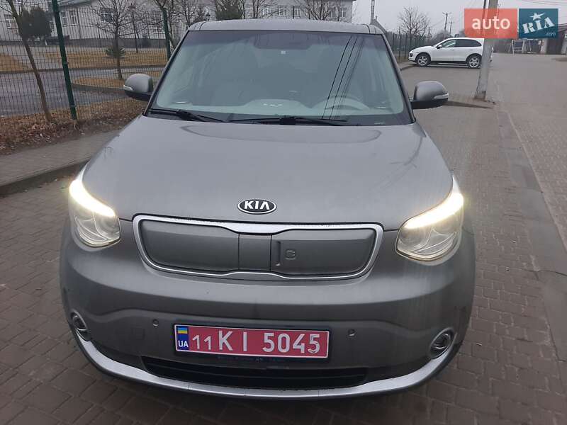 Позашляховик / Кросовер Kia Soul 2015 в Львові