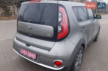 Позашляховик / Кросовер Kia Soul 2015 в Львові