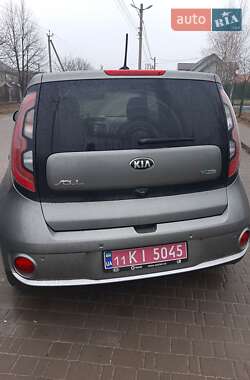 Позашляховик / Кросовер Kia Soul 2015 в Львові