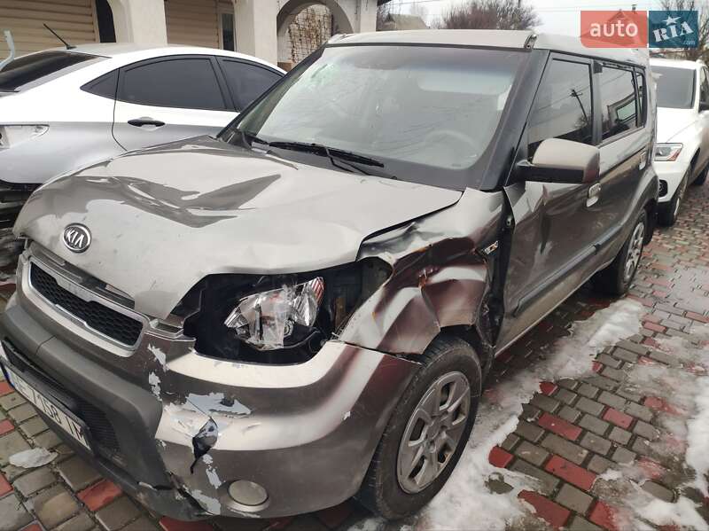 Внедорожник / Кроссовер Kia Soul 2010 в 