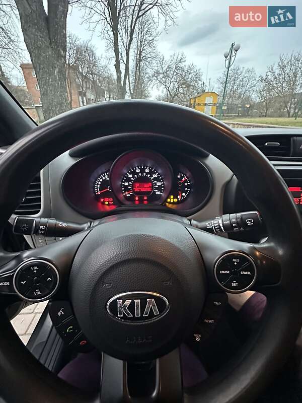 Внедорожник / Кроссовер Kia Soul 2014 в Могилев-Подольске