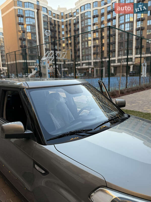 Позашляховик / Кросовер Kia Soul 2011 в Києві