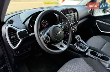 Позашляховик / Кросовер Kia Soul 2020 в 