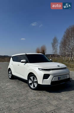 Позашляховик / Кросовер Kia Soul 2019 в 